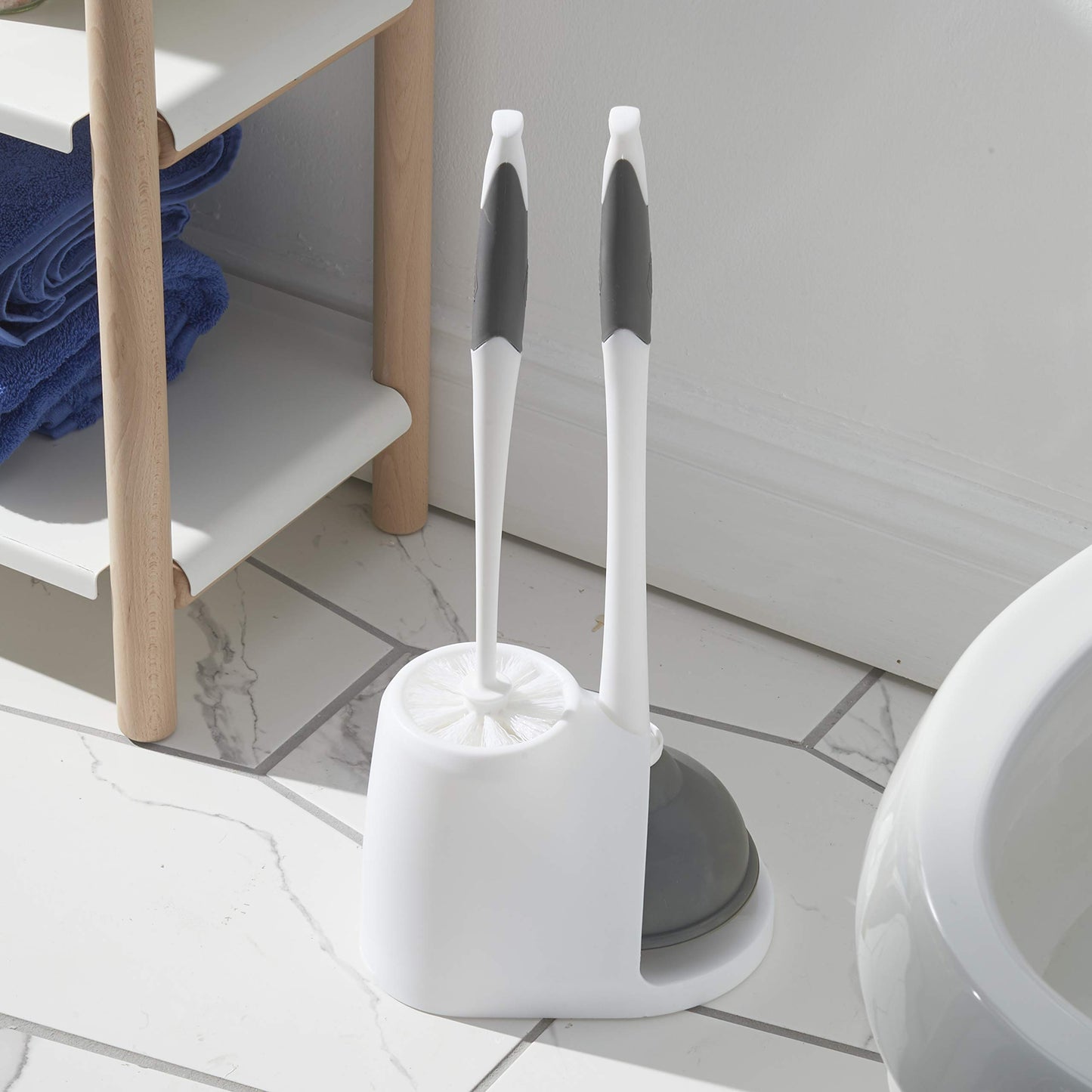 Clorox Toilet Bowl Brush & Plunger Combo Set with Storage Caddy - Toilet Plunger for Bathroom, Bathroom Organizers & Storage, Bathroom Accessories, Toilet Unclogger, Long Handled Toilet Brush